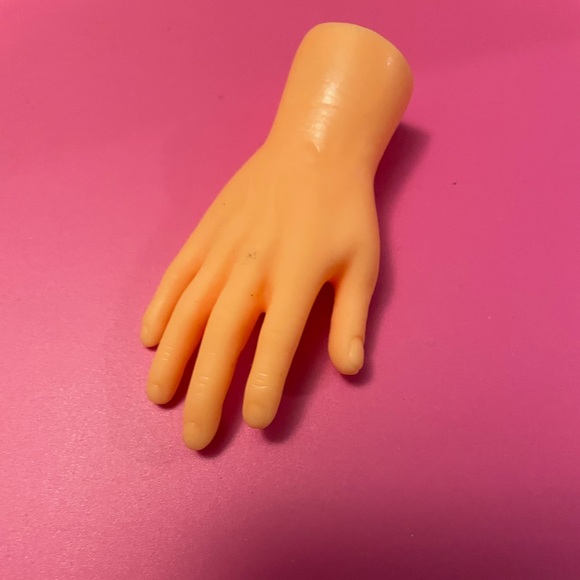 Miniature Hand Keychain bag tag fits on finger - Picture 1 of 3